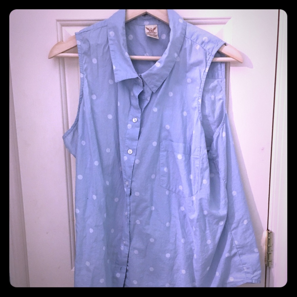 Faded Glory sleeveless button down